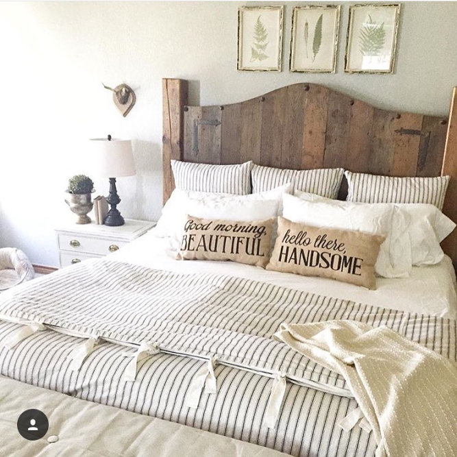 farmhouse-style-bedroom